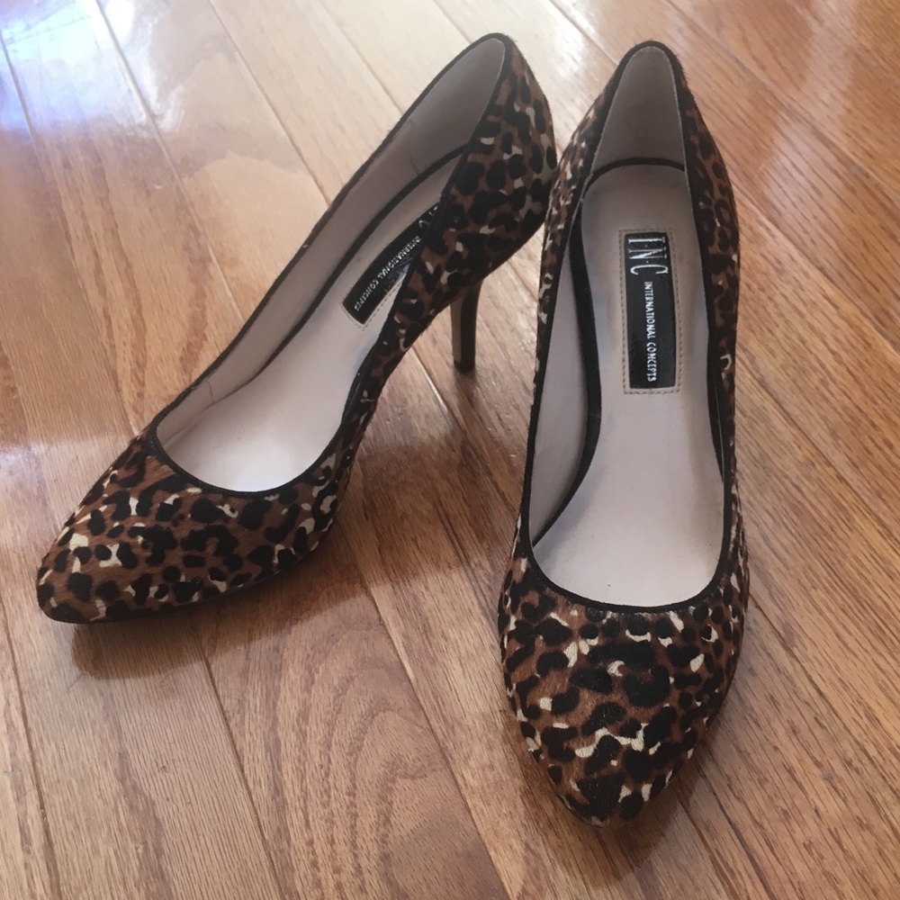 NWB Leopard Heels by INC, size 5
